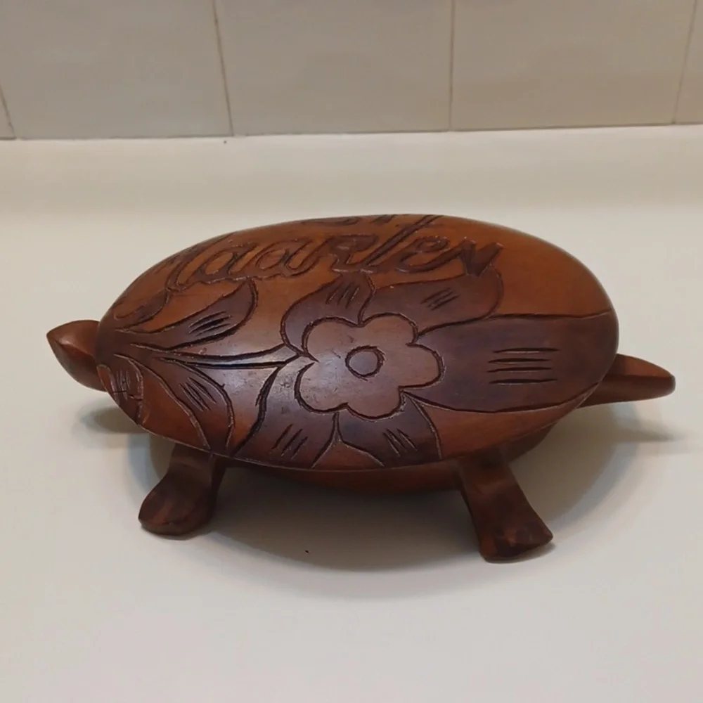 Vintage StMartin Hand Carved Chunky Wooden Turtle Jewelry Box